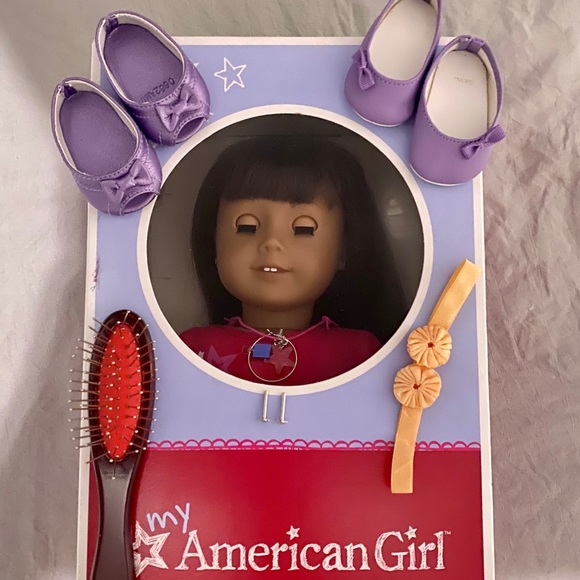 ✰ brunette American Girl doll ✰ - Picture 9 of 9